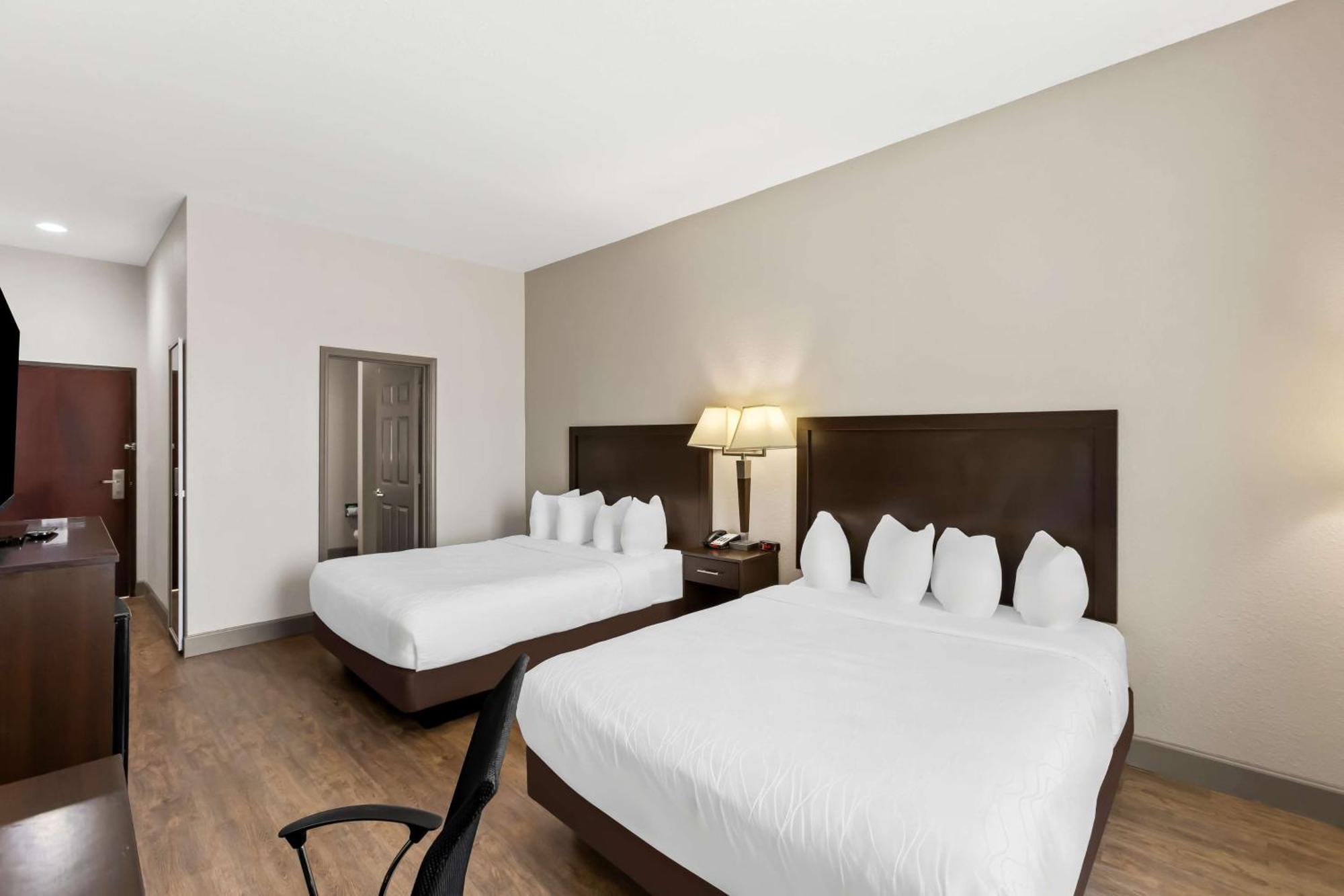 Sonesta Essential La Porte Esterno foto